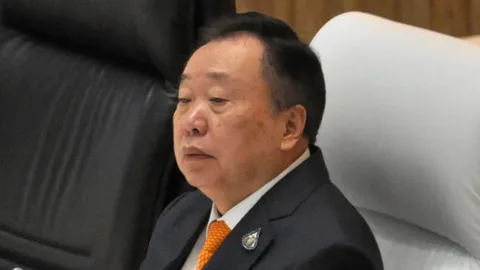 เซ็งมานาน