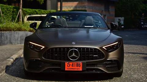 หล่อไร้หลังคา ทดสอบ MERCEDES-AMG SL 43 