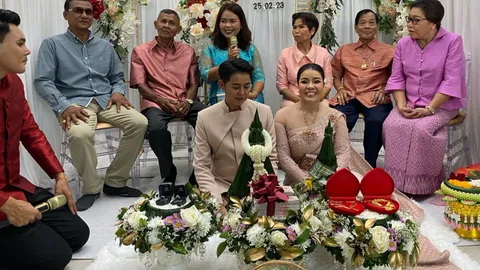 ชื่นมื่น สาวหล่อหอบเงินล้าน เพชร ทอง แต่งแฟนสาวที่นครศรีธรรมราช