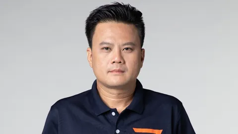 เลือกตั้ง : 2566 รถชนสาหัส "ทนายเคน" ว่าที่ผู้สมัคร ส.ส.แพร่ ก้าวไกล 