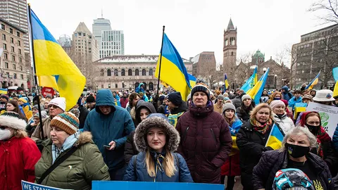 12 ช่วงเวลาเพื่อยูเครน