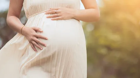 บุหรี่ไฟฟ้าอันตราย ทำร้ายหญิงตั้งครรภ์และลูกในท้อง