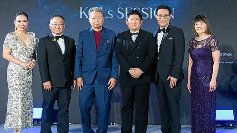 กาลาดินเนอร์สุดเอกซ์คลูซีฟ 10 ปี AESLA