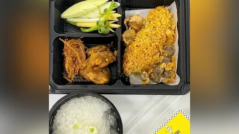 ข้าวแช่ เดอะฟู๊ดดี้ (Thefoodie)