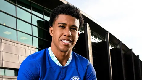 “เชลซี” ปล่อย “ซานโตส” มิดฟิลด์อนาคตไกล ให้ทีมเก่ายืม หลังผ่านมาเพียง 2 เดือนเท่านั้น