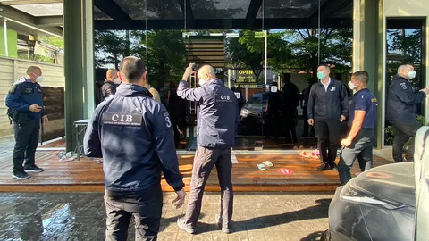 สอบสวนกลางบุกค้นบ้าน-บริษัท "สารวัตรซัว" เอี่ยวเว็บพนัน หาหลักฐานโยกทรัพย์