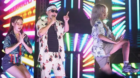 "บอดี้สแลม-นนท์" มันส์สะเทือนหาดหน้าด่าน คอนเสิร์ตขนอม หรอยอย่างแรง!