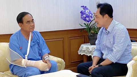 เข้าโรงซ่อม 