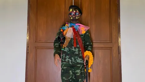 เหมือนจนต้องขยี้ตา "เมญ่า ซันซัน" แปลงโฉมเป็น "ไอ้ไข่" ร่วมงานวันเกิด