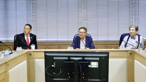 ระดมสมอง “ดรีมทีมเศรษฐกิจ” เพื่อไทย “เศรษฐา-ศุภวุฒิ” มองทิศทางประเทศ 