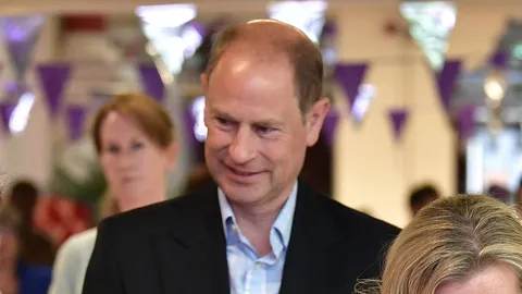 เจ้าชายเอ็ดเวิร์ด เอิร์ลแห่งเวสเซกซ์ รับไม้ต่อจากพระบิดา รับตำแหน่งดยุกแห่งเอดินเบอระ