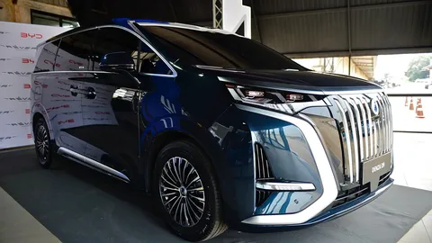 รถยนต์ไฟฟ้า BYD Denza D9 ชาร์จเต็มวิ่งไกล 620 กม. เตรียมโชว์โฉมใน Motor Show 2023