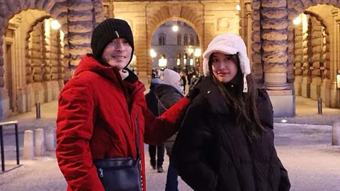 ปู แบล็คเฮด เปิดตัวรักต่างวัย อายุห่าง แจนจัง 23 ปี เจอกันในกองถ่าย (คลิป)