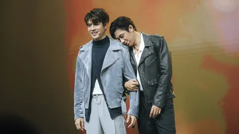 “แจม-ฟิล์ม” เสิร์ฟโมเมนต์สุดจิ้นครั้งแรก จัดเต็มงานแฟนคอน