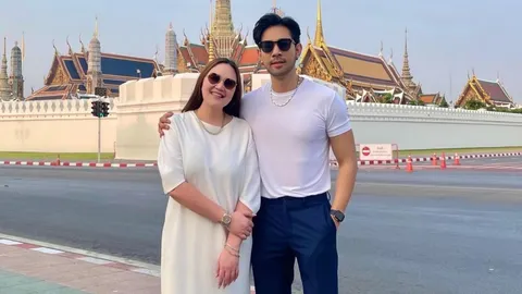 ทาทา ยัง โพสต์ภาพคู่ บุ๊ค สิคพัชศ์ ใส่แคปชั่นทำคนสงสัย แห่คอมเมนต์ยินดี