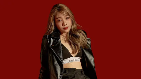 ไม่ธรรมดา แก้ว BNK เปิดรายได้มหาศาลจากงานจับมือวันละ 1 พันคน 