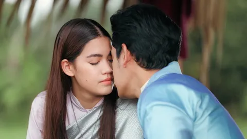 "ฌอห์ณ-ชาร์เลท" มีเผลอใจ คิดหนักต้องเลือกหน้าที่กับความรัก ใน “พระนคร ๒๔๑๐”