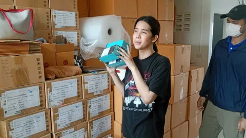 พิษกล่องสุ่ม (คลิป)