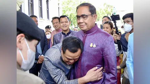 รักจัง (คลิป)