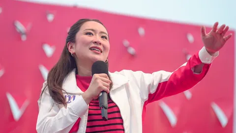 เลือกตั้ง 2566 : เพื่อไทยปราศรัยนนทบุรี แง้ม 5 เม.ย. เปิดตัว 3 แคนดิเดตนายกฯ