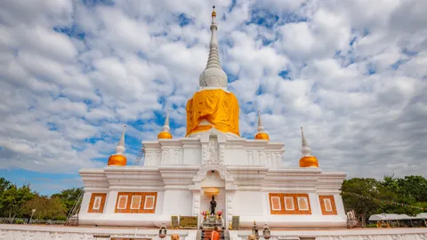 พระธาตุนาดูนขอพรเรื่องอะไร เปิดความเชื่อและที่มาพุทธมณฑลแห่งอีสาน