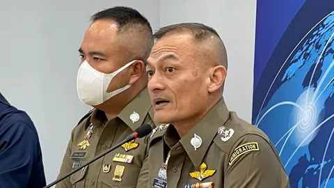 สะกิดต่อมผู้นำ