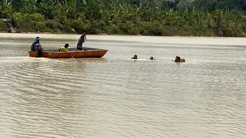 หลานติดยาคลั่งโหด ใช้มีดฆ่าตัดหัวอา ก่อนหิ้วใส่ถุงนำทิ้งบ่อทราย