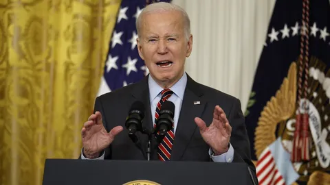 ไบเดนจี้คองเกรส ผ่าน ก.ม.แบนไรเฟิลจู่โจมตี หลังเหตุกราดยิงแนชวิลล์