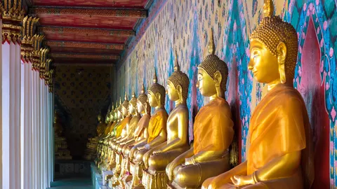 เช็กปฏิทินวันพระเดือนเมษายน 2566 วันพระไทย-จีน ตรงกับวันใดบ้าง