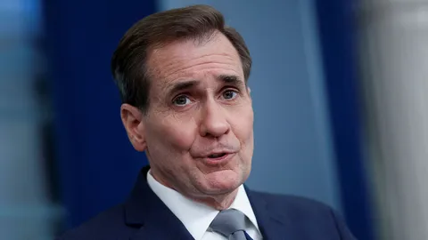 สหรัฐฯ แฉ เกาหลีเหนือเตรียมส่งอาวุธและกระสุนให้รัสเซียเพื่อแลกอาหาร