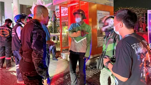 ไรเดอร์หนุ่มฉุนไล่แทงตำรวจ เหตุขับรถปาดหน้า บีบแตรเตือน ยิงสวนเจ็บทั้งคู่