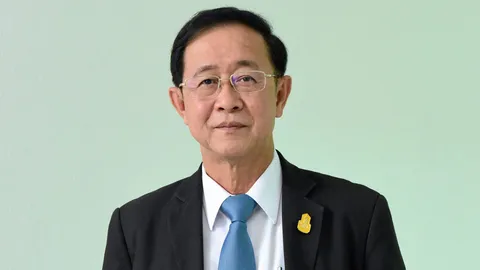 เปิดชื่อ 2 ว่าที่เลขาธิการ ก.ล.ต. ชง “อาคม” เคาะก่อนเสนอ ครม.