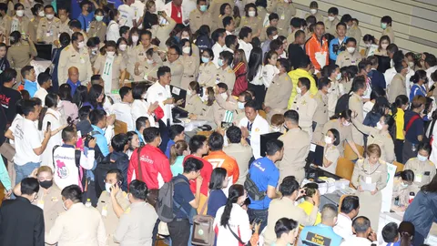  เริ่มจับเบอร์เลือกตั้ง 2566 ส.ส.เขต กทม.แล้ว สุรชาติ ได้เบอร์ 2 ผู้การแต้ม 14 เท่าพิภพ 9