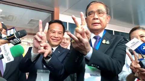 เลือกตั้ง 66 : “ลุงตู่” ดีใจ พรรคจับเบอร์ได้หมายเลข 22 สื่อสารง่ายถูกโฉลก