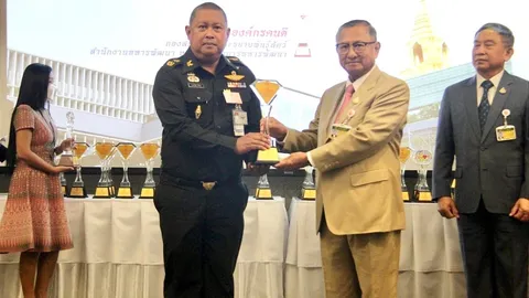 "ทัพไทย" ปลื้ม "สสก.ทหาร" คว้ารางวัลเสริมสร้างศักยภาพเยาวชนจากวุฒิสภา