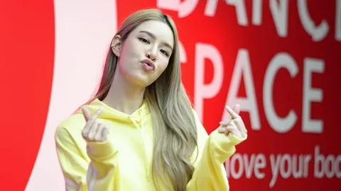 “เกรซ–กาญจน์เกล้า” สุดจะทนแฟน ดีทุกอย่างตกม้าตายเรื่องถ่ายรูป