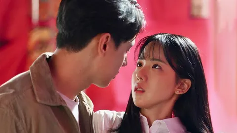 CLUB FRIDAY THE SERIES ตอน กรรมหรือพรหมลิขิต EP.1 เจนิส เชื่อ แบงค์ คือ Destiny