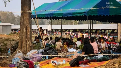 เมียนมาระอุ กองทัพปะทะกลุ่มติดอาวุธ ชาวบ้านนับ 10,000 แห่หนีเข้าไทย