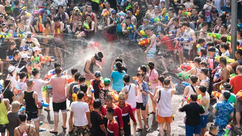 สงกรานต์ 2566 เช็กวันไหลพัทยา บางแสน ที่เล่นทั่วไทยมีที่ไหนบ้าง