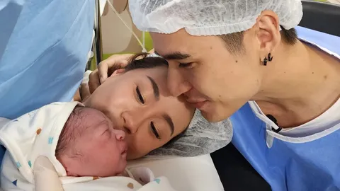 เพื่อนๆ แห่แสดงความยินดีกับ "นิว–ชัยพล" ที่ภรรยาได้คลอดลูกชายออกมาลืมตาดูโลกแล้ว