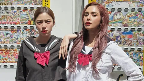 พี่น้อง "อุ้ม ลักขณา-นิวเคลียร์ หรรษา" เที่ยวญี่ปุ่นเลยขอแอบเนียบเป็นเด็กนักเรียนญี่ปุ่นหน่อย