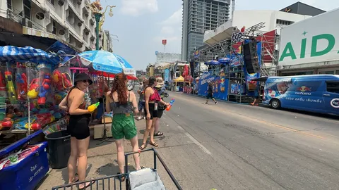 "ขอนแก่น" ปิดถนนข้าวเหนียว จัดใหญ่งานสงกรานต์ คาดคนแห่ร่วมแสนเล่นน้ำ