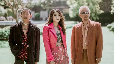 วง “ทรีโวลูชั่น” เรียกคนไกลปิ๊กบ้าน ทำตามหัวใจ ผ่านเพลง “ขวัญเอ๋ย”