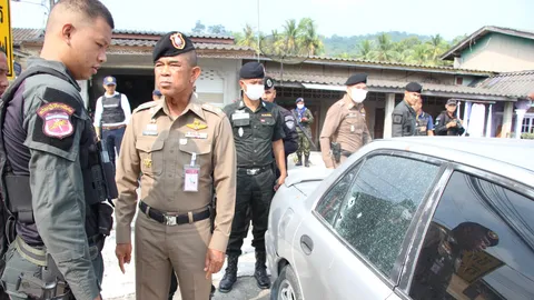 โจรใต้ป่วน 2 อำเภอ นราธิวาส บุกยิงถล่ม-บึมฐาน นปพ.โชคดีไร้เจ็บ-ตาย