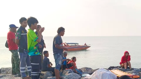 พบศพชาวประมงพื้นบ้านสิชล เรืออับปางสังเวยทะเลคลั่งเมืองคอน สรุปตาย 3 