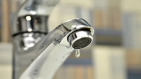 ชุมชนเกาะล้านน้ำไม่พอใช้ ชาวบ้านและนักท่องเที่ยวเดือดร้อนมาก