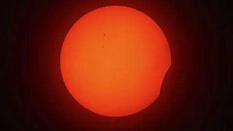 20 เม.ย. ชมสดปรากฏการณ์ "สุริยุปราคาบางส่วน" เหนือน่านฟ้าเมืองไทย