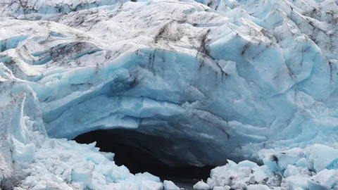 UN เตือน มนุษย์กำลังพ่ายศึกโลกร้อน ธารน้ำแข็งละลายเร็วเกินคาด (คลิป) 