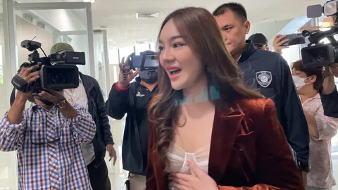 ศาลปรับ 1 พัน โทษจำคุกรอลงอาญา 1 ปี "เส้นด้าย พิมพ์ลดา" คดีเล่นการพนัน