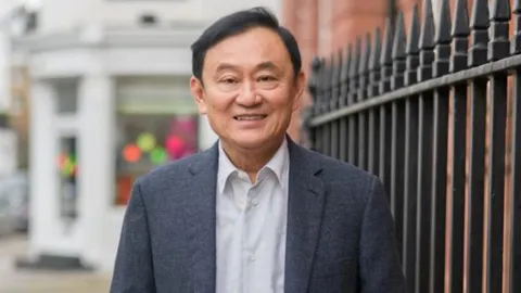 เลือกตั้ง 66 : "ทักษิณ" ดีใจ ได้หลานชาย ขอกลับไปเลี้ยงหลาน พบกันเร็วๆ นี้ 